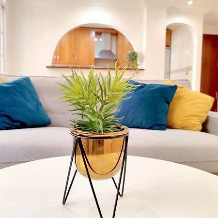 D4: Design & Relax In The City 말라가 외부 사진